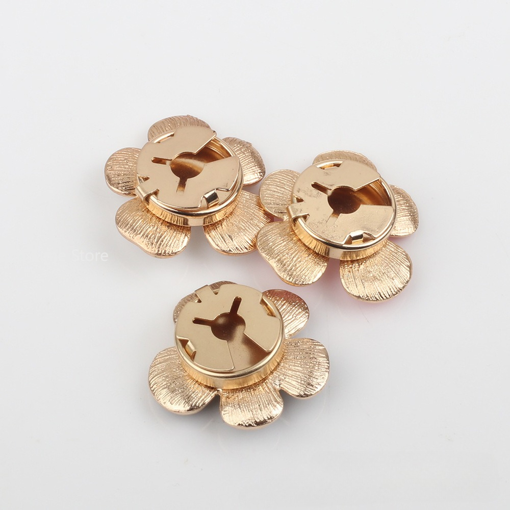 1pc Pearl Camellia Button Cove - Women Formal Wear With Tie のレビューと価格