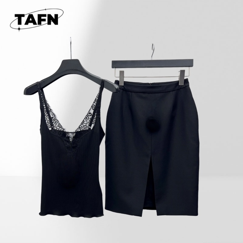 Fashion-Forward Women's Skirt  - Women Formal Wear For Summer のレビューと価格